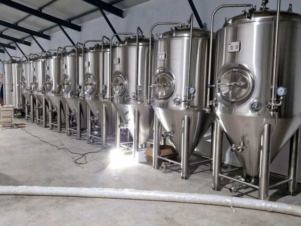 <b>Apisrom SRL in Romania _1000L Beer Brewery Equipment by Tiantai</b>